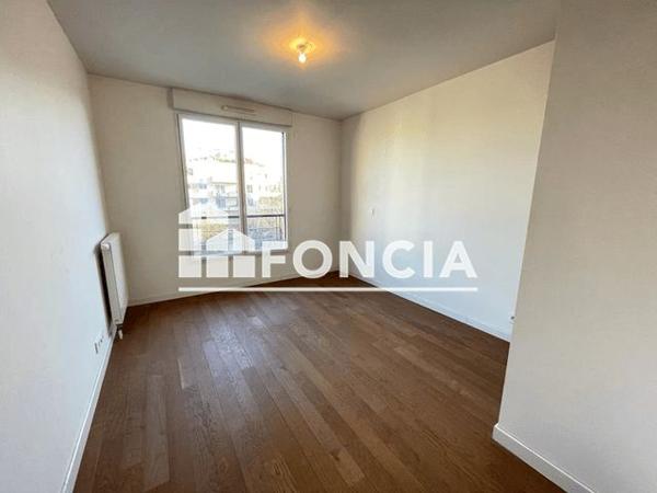 Location Appartement 3 pièces 64.5 m² - 129 AVENUE HENRI GINOUX Montrouge 92120