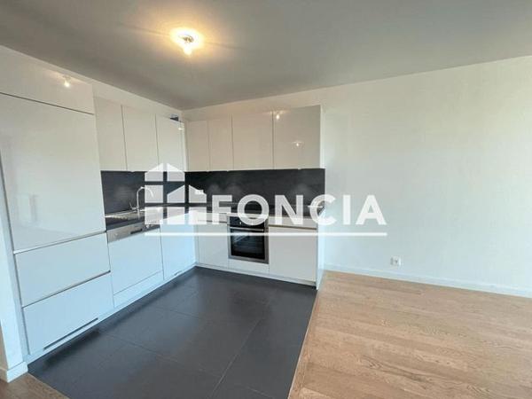 Location Appartement 3 pièces 64.5 m² - 129 AVENUE HENRI GINOUX Montrouge 92120