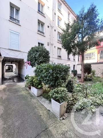 Appartement T2 à vendre  3 pièces - 34,85 m 2   LA PLAINE ST DENIS  - 93
