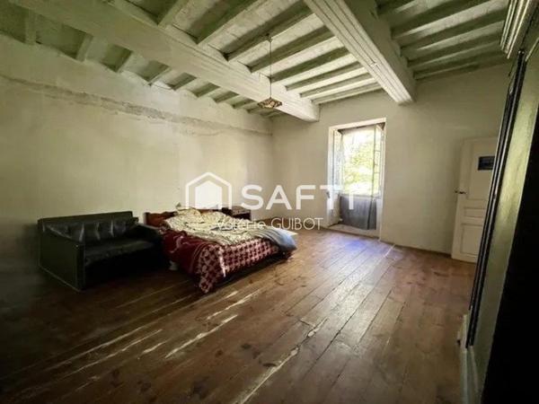 Ferme gasconne de 700 m2 à rénover