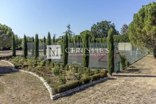 Superbe propriété de charme située entre Angoulême et Cognac