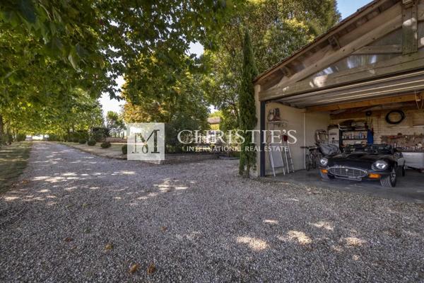 Superbe propriété de charme située entre Angoulême et Cognac