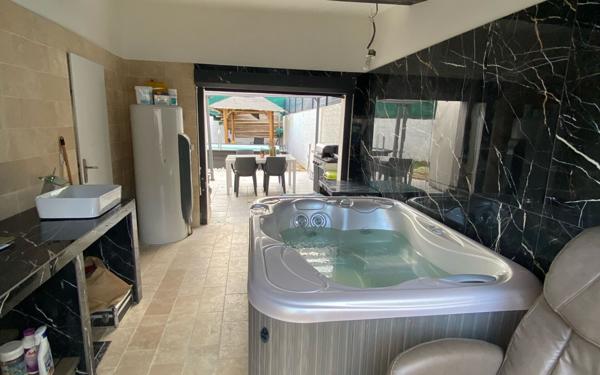 Maison à vendre    4 pièces •  Grabels