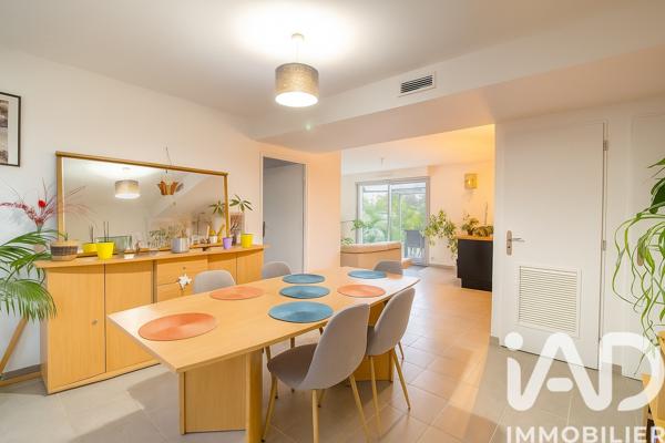 Maison à vendre 5 pièces 93 m² Saint-Just-Luzac