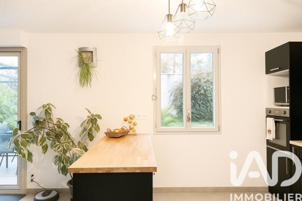 Maison à vendre 5 pièces 93 m² Saint-Just-Luzac