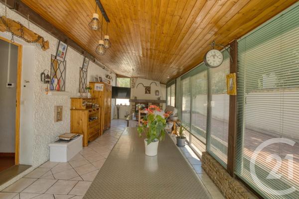 Maison à vendre  8 pièces - 188,70 m2 STE EUPHEMIE - 01