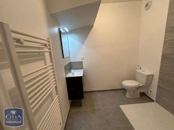 Appartement à louer 3 pièces 64.98m²