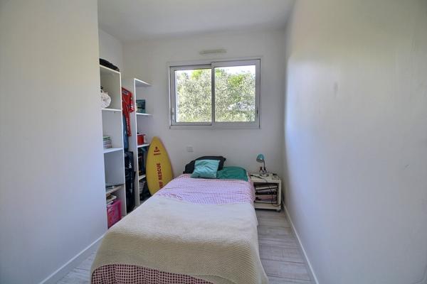 Maison contemporaine 130 m² Tosse, au calme, 4 chambres, garage, piscine