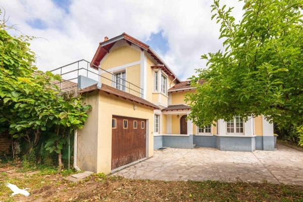 Maison 457 600 € Eaubonne 6 p 120 m² DPE E