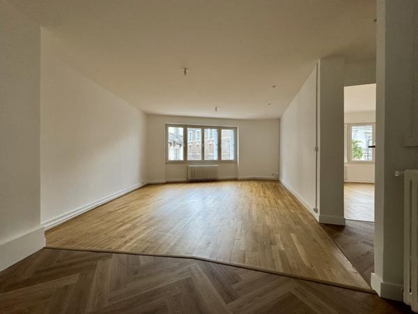 Appartement  2 pièce(s)  1 chambre(s)  69.89 m²