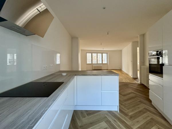 Appartement  2 pièce(s)  1 chambre(s)  69.89 m²