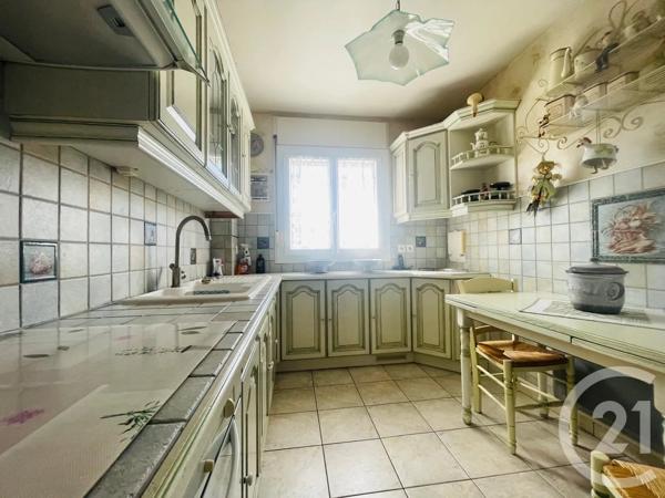 Appartement F5 à vendre  5 pièces - 87 m 2   SARTROUVILLE  - 78