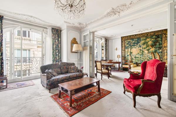 Appartement Paris 16e - SQUARE LAMARTINE