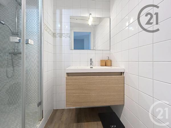 Appartement 2 Pièces à vendre  2 pièces - 34,84 m 2   FONTAINEBLEAU  - 77