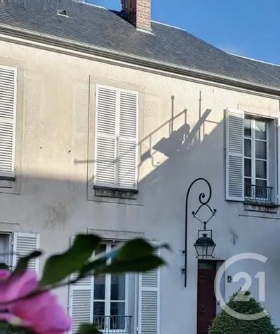 Appartement 2 Pièces à vendre  2 pièces - 34,84 m 2   FONTAINEBLEAU  - 77