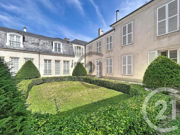 Appartement 2 Pièces à vendre  2 pièces - 34,84 m 2   FONTAINEBLEAU  - 77