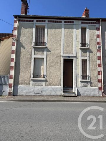 Maison à vendre  4 pièces - 132,50 m 2   CULAN  - 18