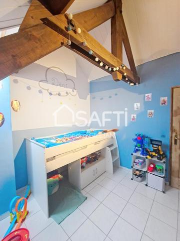 Jolie maison spacieuse avec beaucoup de charme !