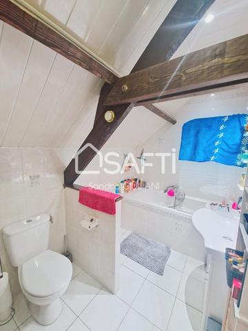 Jolie maison spacieuse avec beaucoup de charme !