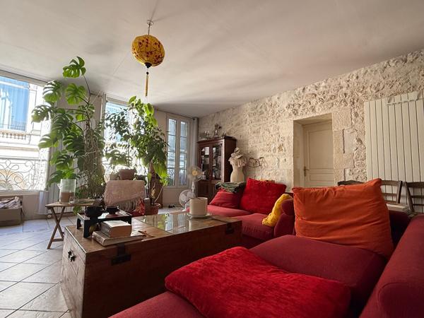 Appartement 115.44 m2 - Terrasse privée - Vue sur les Halles