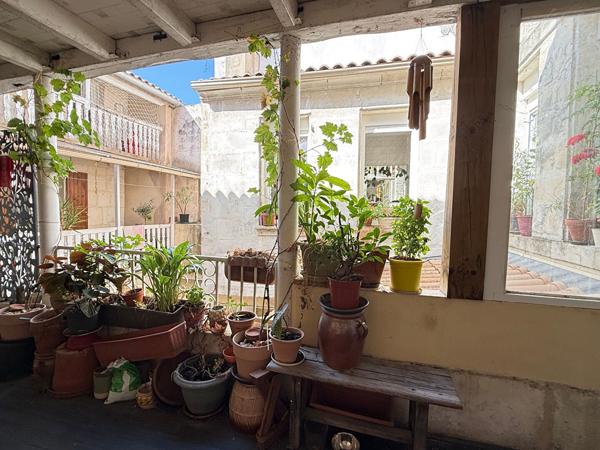 Appartement 115.44 m2 - Terrasse privée - Vue sur les Halles