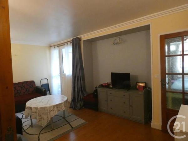 Appartement T3 à vendre  3 pièces - 55 m 2   GENNEVILLIERS  - 92
