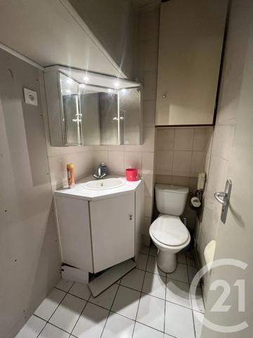 Appartement T3 à vendre  3 pièces - 55 m 2   GENNEVILLIERS  - 92