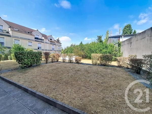 Appartement F2 à vendre  2 pièces - 40,30 m 2   MELUN  - 77