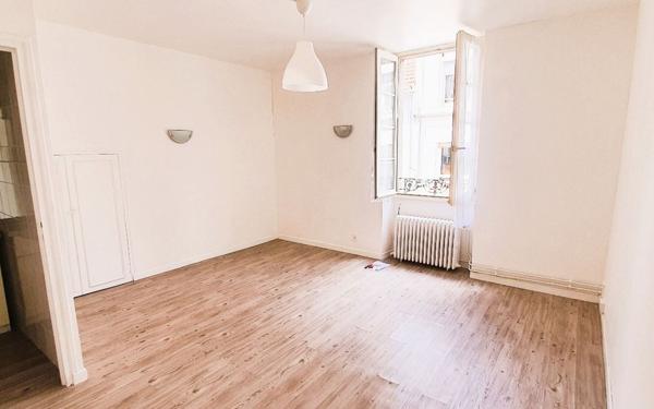 Appartement à vendre    2 pièces • 45 m2 Pau