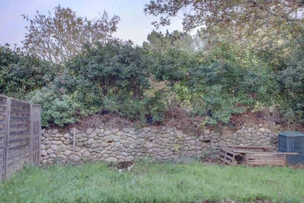 AIX-EN-PROVENCE - APPARTEMENT RENOVE -T2- TERRASSE - JARDIN - 220 000 