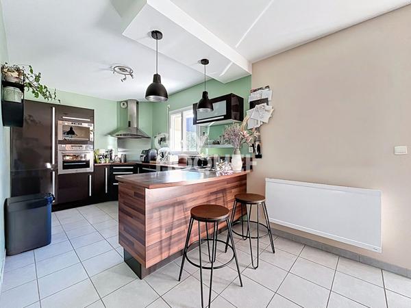 Maison Carpiquet 6 pièces - 4 chambres