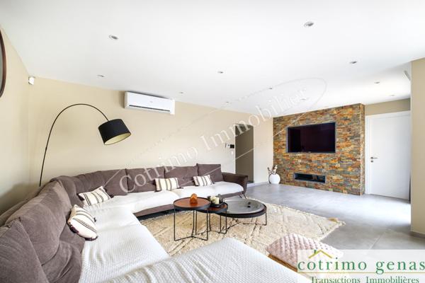 Genas Villa 200m² hab +5 Chbres+piscine+Terr.815m²