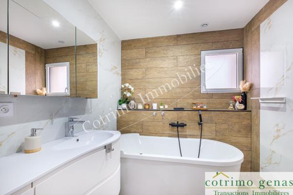Genas Villa 200m² hab +5 Chbres+piscine+Terr.815m²
