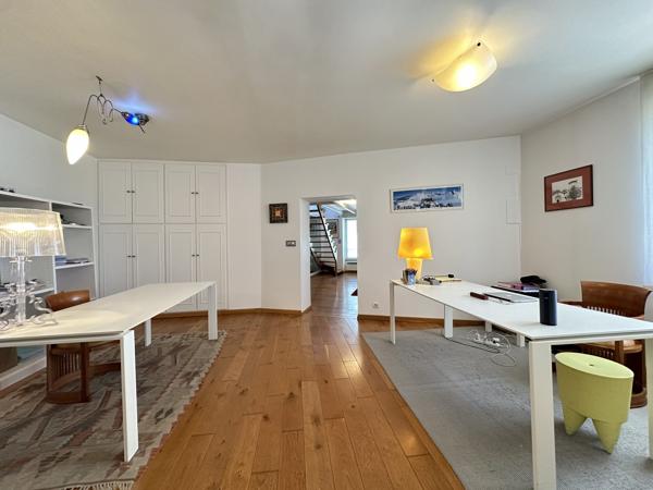 Au Coeur de Quimperlé, Ensemble Immobilier de 300m2 Proches Commerces & Ecoles ! A SAISIR !