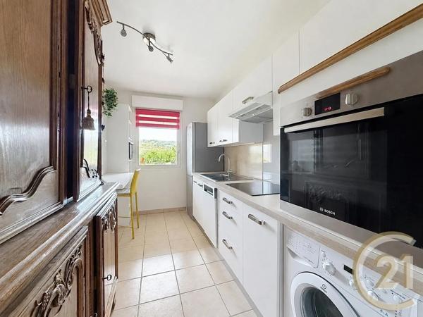 Appartement F3 à vendre  3 pièces - 66,83 m 2   DEVILLE LES ROUEN  - 76