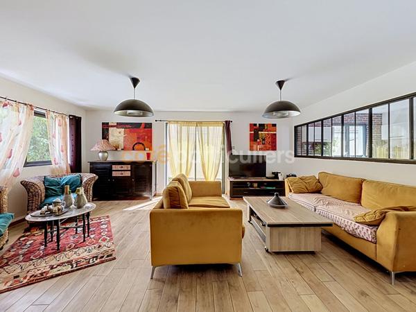 Vente
                Maison110,07 m² - 5 Pièces -
                    SAINT AUBIN LES ELBEUF (76410)