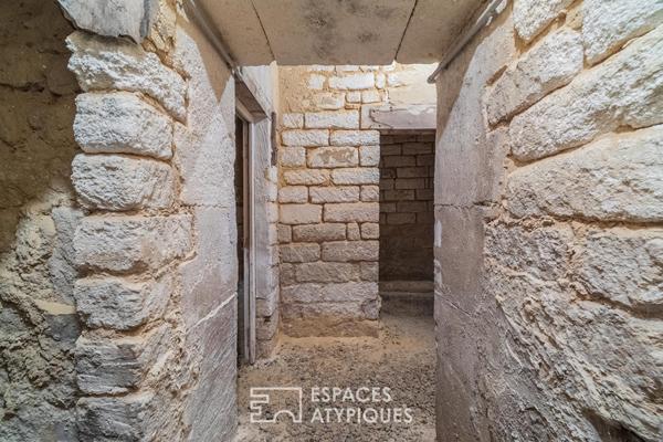Maison de caractère avec extérieur et piscine en centre-ville