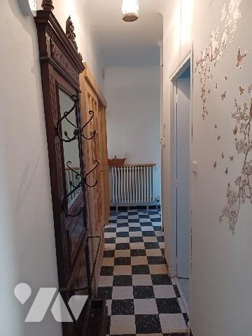 À vendre EYGUIERES – Propriété avec deux habitations – Proche centre village