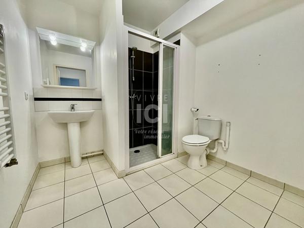 APPARTEMENT 2 PIECES - 40M² - BALCON - PLEIN SUD - ASCENSEUR - BOTTIERE