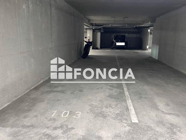 Location Parking - 5 RUE MARTHE PINEAU La Rochelle 17000