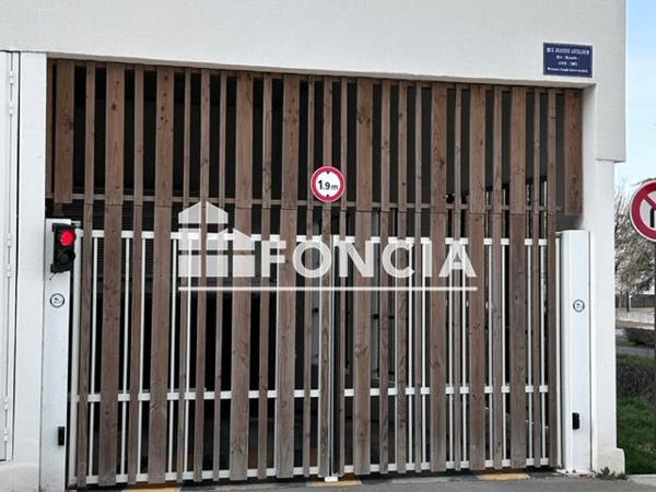 Location Parking - 5 RUE MARTHE PINEAU La Rochelle 17000