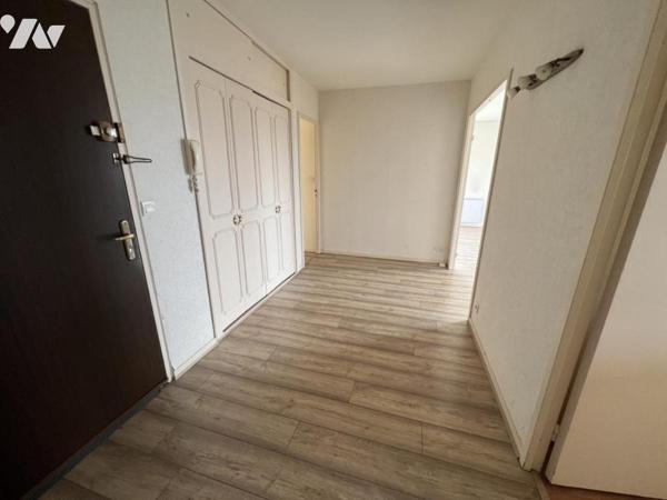 TYPE 4/5 A VENDRE AVEC TERRASSE ET GARAGE