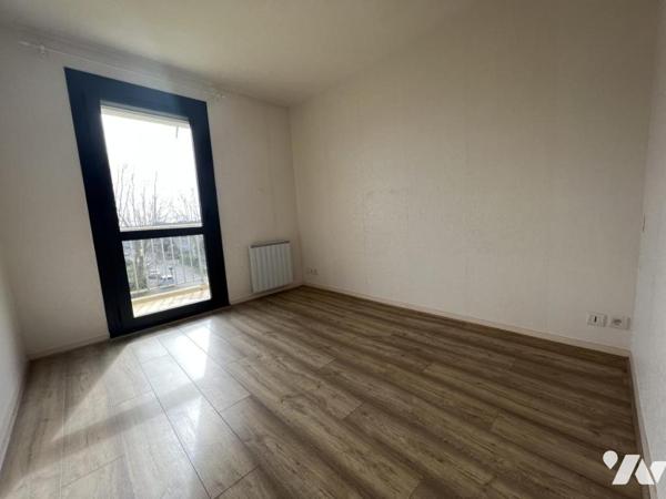 TYPE 4/5 A VENDRE AVEC TERRASSE ET GARAGE