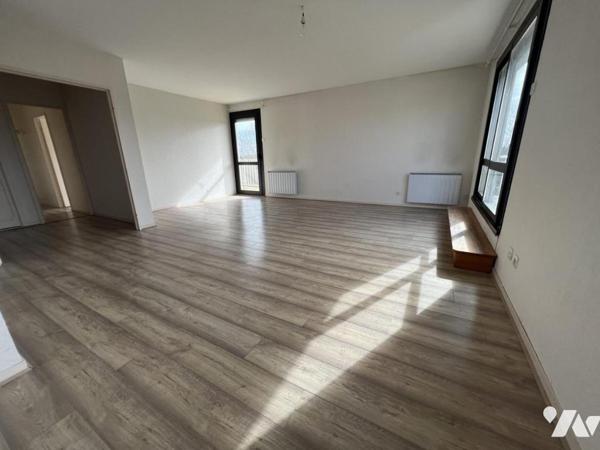 TYPE 4/5 A VENDRE AVEC TERRASSE ET GARAGE
