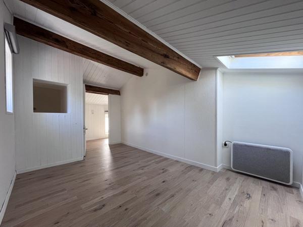 Maison 219 390 € Saint-Philbert-de-Grand-Lieu 4 p 75 m² DPE D