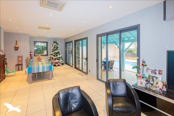 Maison à vendre |  Mauvezin |  8 pièces | 250 m²