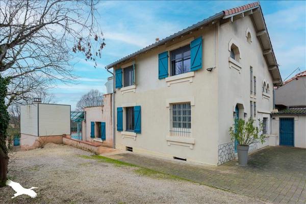 Maison à vendre |  Mauvezin |  8 pièces | 250 m²