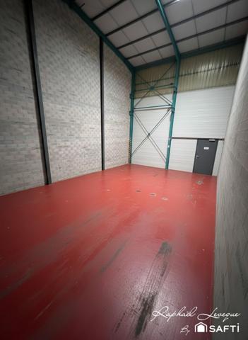 Local commercial 160m² avec cour