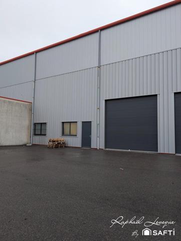 Local commercial 160m² avec cour