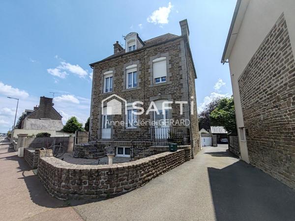 Maison de maitre 4chbs, avec cour et carport
